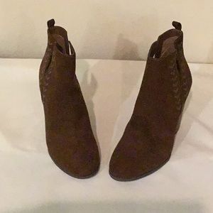 Carlos Santana Brown Suede Booties, Size 10